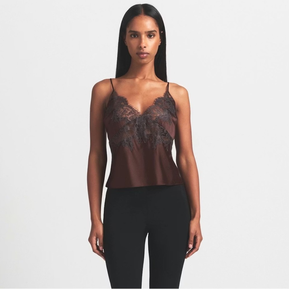 SKIMS Lace Silk Cami NWT - Picture 2 of 10
